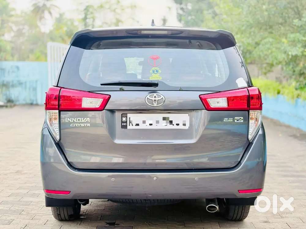 Toyota Innova Crysta 2016