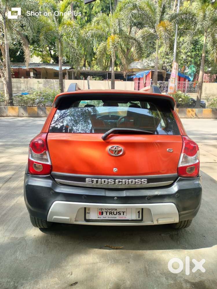 Toyota Etios Cross 1.2l G, 2015, Petrol