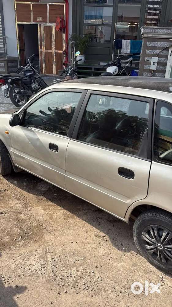 Maruti Zen Lxi
Petrol/lpg
Model Dec 2005
