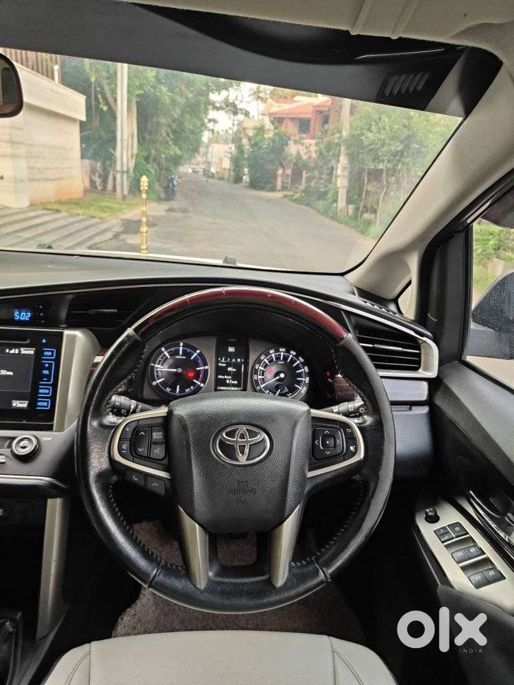 Toyota Innova Crysta 2.4 V, 2017, Diesel