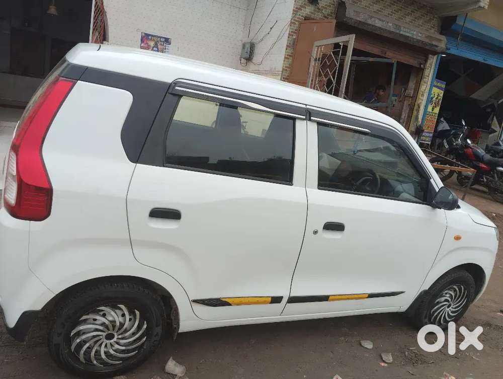 Maruti Suzuki Wagon R Vxi 2025
