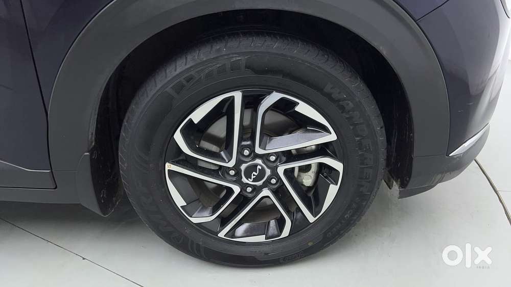 Kia Carens 1.5 Luxury Plus Turbo Dct 7 Str, 2023, Petrol