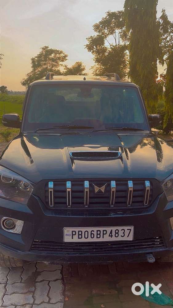 Mahindra Scorpio Classic 2018 Diesel Manual Year