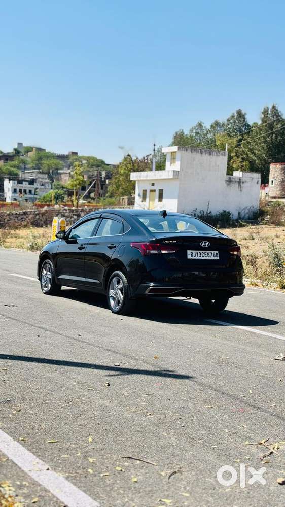 Hyundai Verna Crdi Vgt Sx 1.5, 2022, Diesel