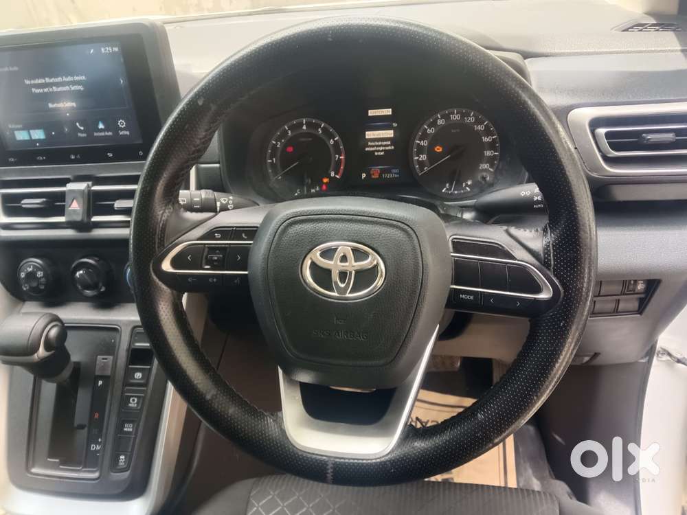 Toyota Innova Hycross 2.0 Gx 8 Str, 2024, Petrol
