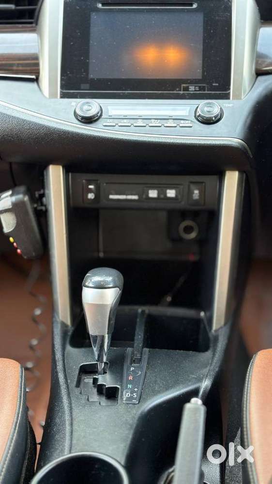 Toyota Innova Crysta