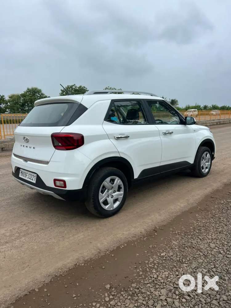 Hyundai Venue Petrol 2020 Single Owner