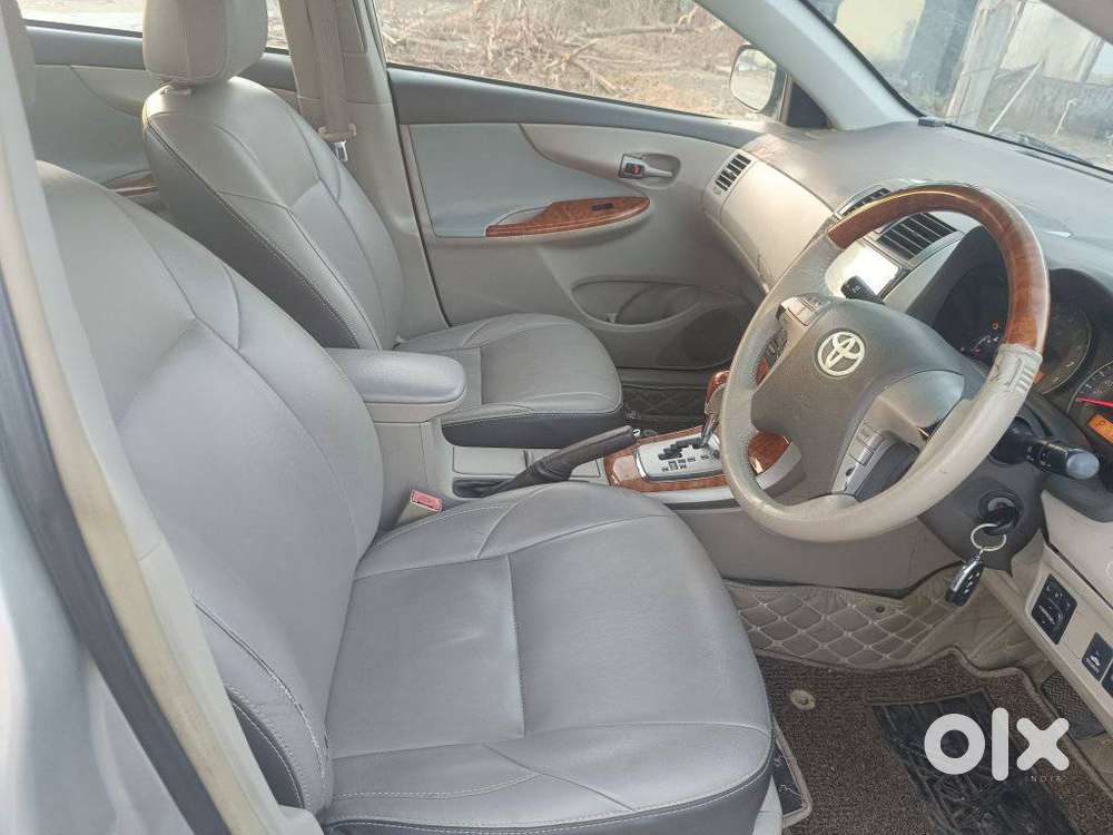 Toyota Corolla Altis 2010-2013 Vl, 2009, Petrol