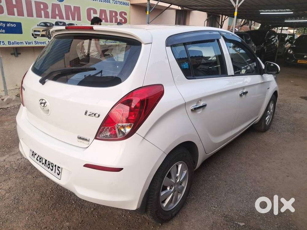 Hyundai I20 Petrol Asta Option, 2013, Petrol