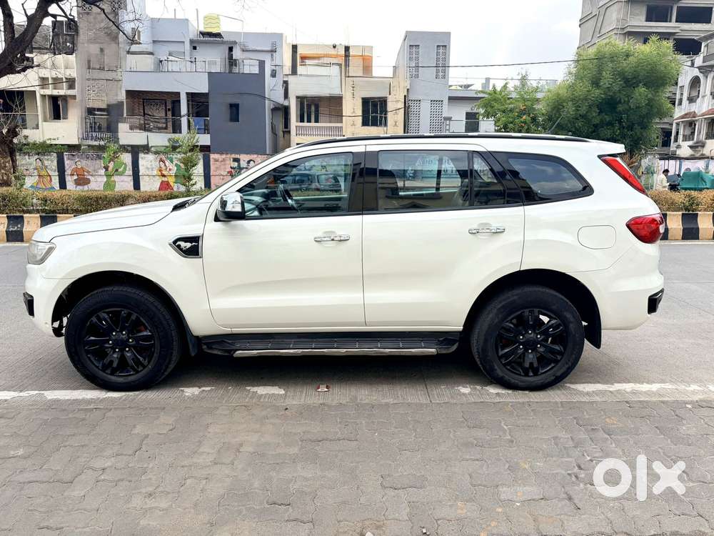 Ford Endeavour 3.2 Titanium At 4x4, 2016, Diesel