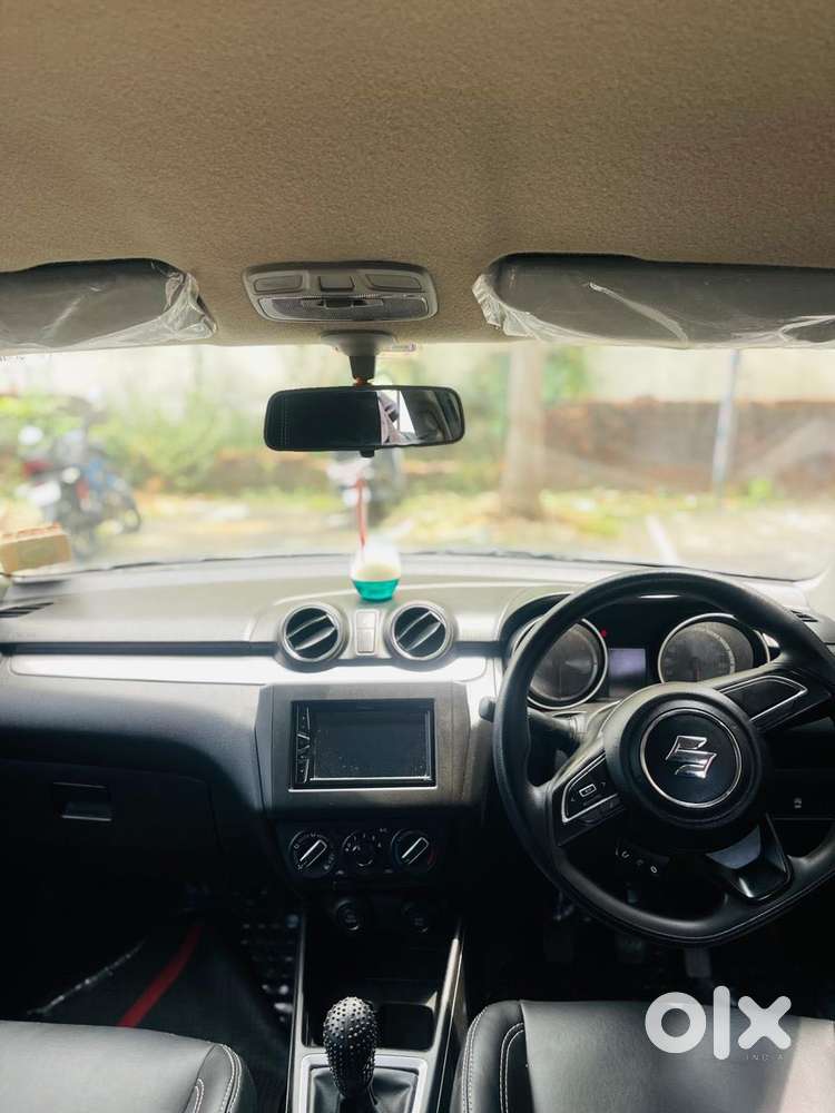Maruti Suzuki Swift Vxi Optional, 2020, Petrol