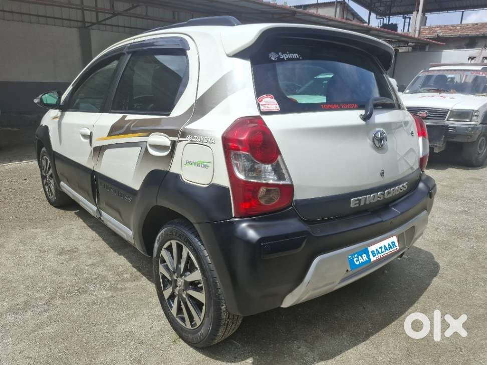 Toyota Etios Cross 1.2l G, 2014, Petrol
