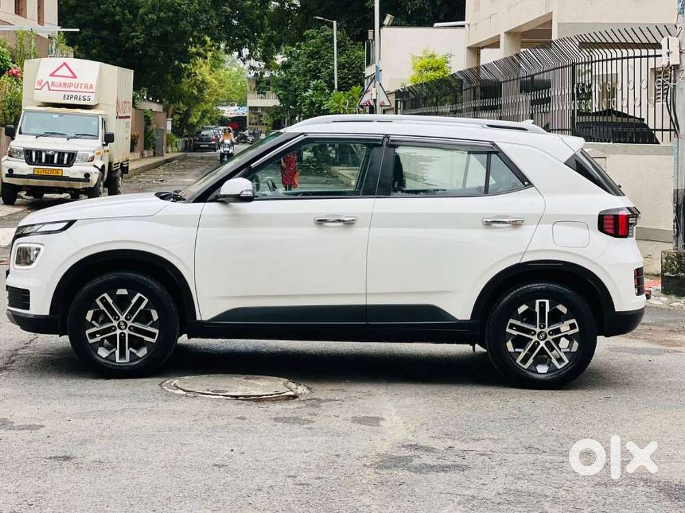 Hyundai Venue 1.0 Sx (o) Turbo Dct, 2024, Petrol