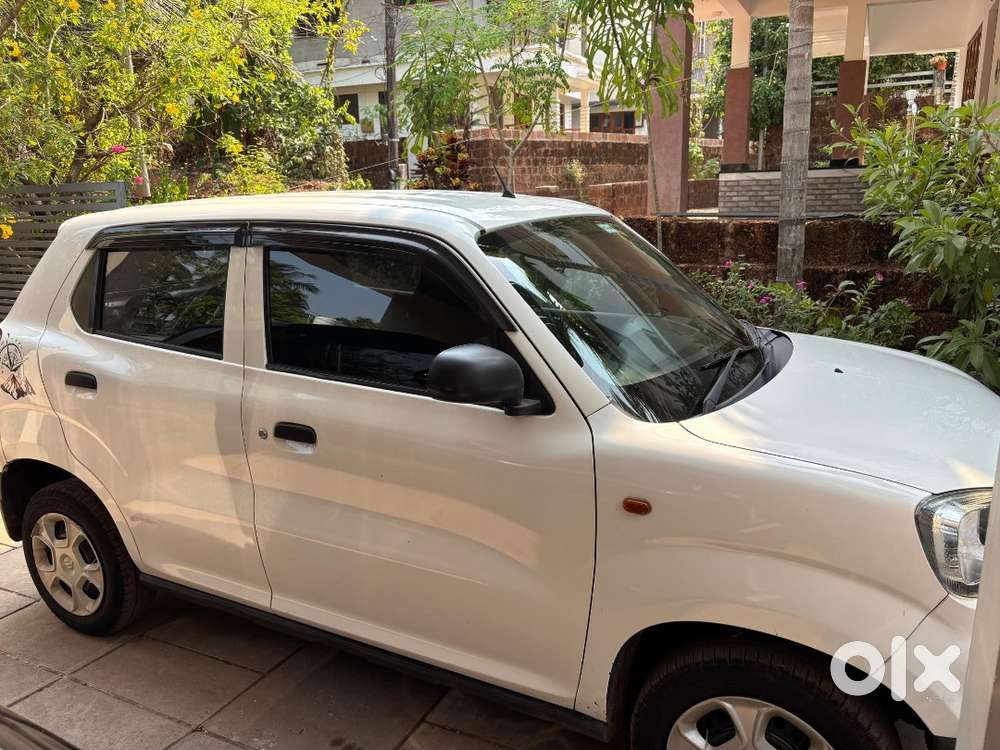 Maruti Suzuki Spresso Petrol Colour Superior White