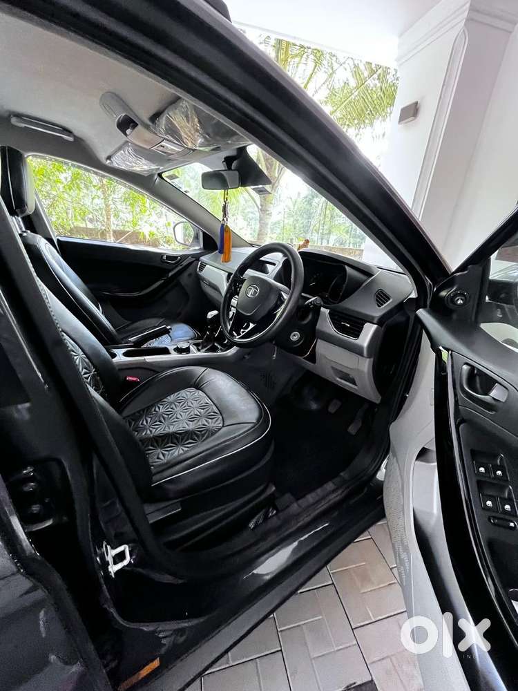 Tata Nexon 1.5 Revotorq Xt, 2017, Diesel