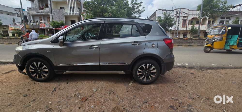 Maruti Suzuki S-cross Shvs Hybrid Diesel Well Maintained