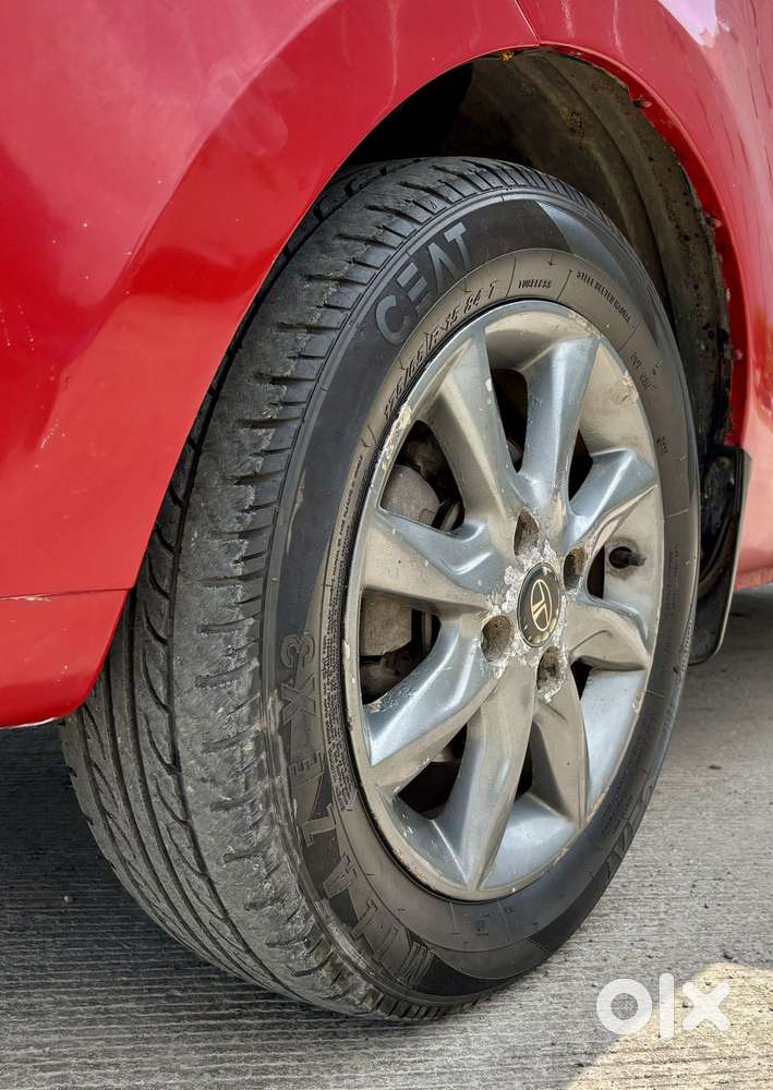 Tata Bolt Revotron Xt, 2015, Petrol