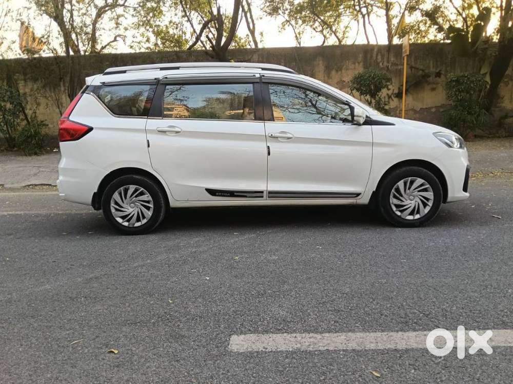 Maruti Suzuki Ertiga 2022-2023 Vxi Cng, 2022, Cng & Hybrids