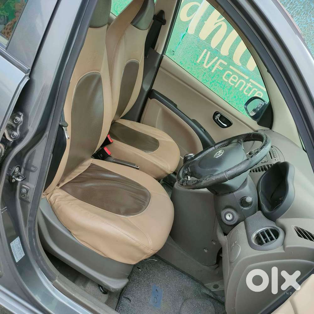 Hyundai I10 Sportz At, 2013, Petrol