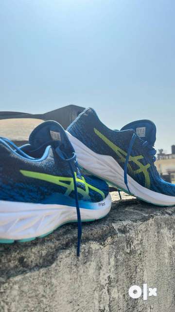 Asics dyna shop