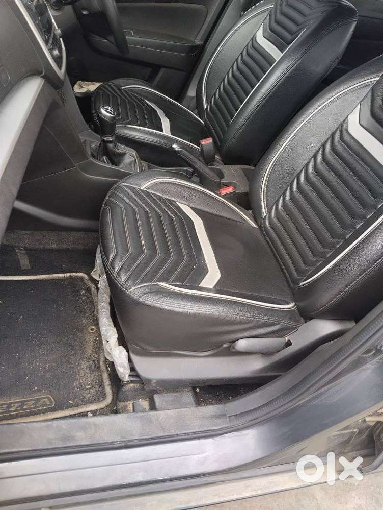 Maruti Suzuki Brezza 1.5 Vxi Smart Hybrid, 2020