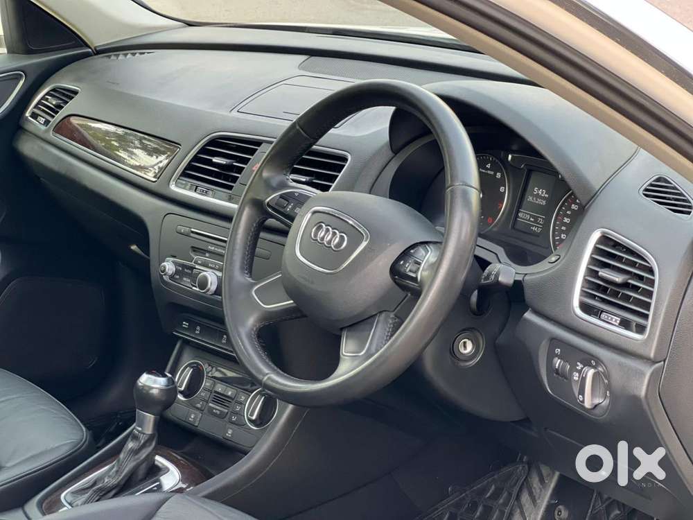 Audi Q3 40 Tfsi Premium Plus, 2019, Petrol