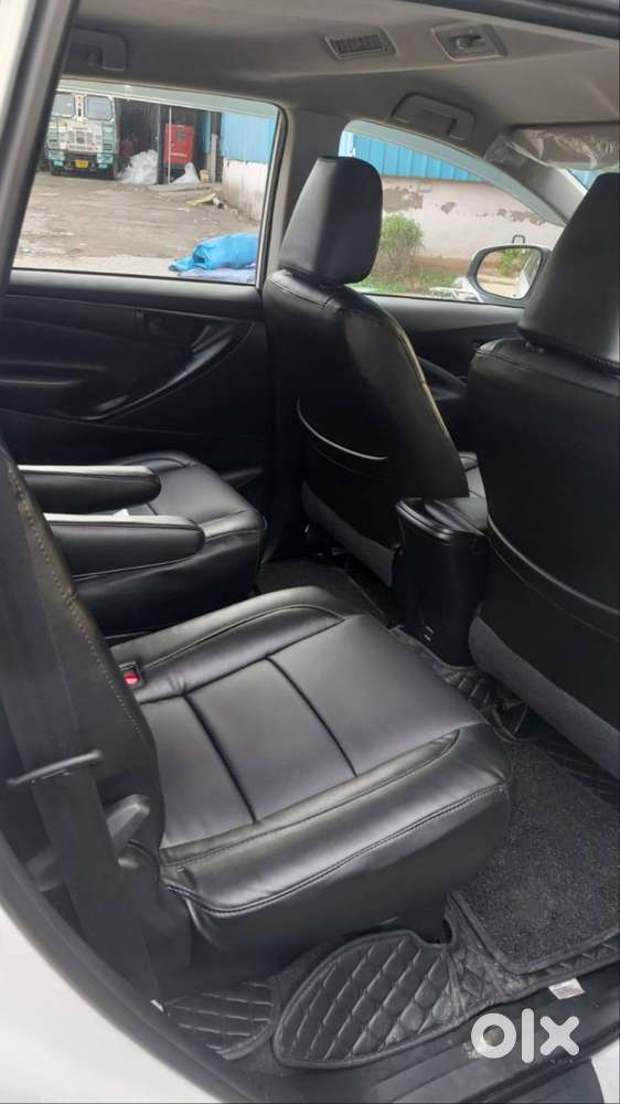 Toyota Innova Crysta 2023 Diesel Well Maintained