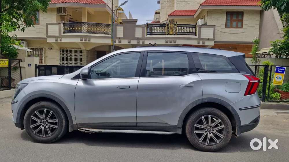 Mahindra Xuv700 2.0 Ax 7 Petrol At Str, 2022, Petrol