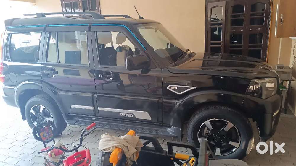 Mahindra Scorpio Classic 2024 Diesel Manual 6800 Km
