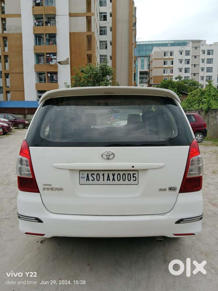 Toyota Innova 2.5 E 7 Str, 2011, Diesel