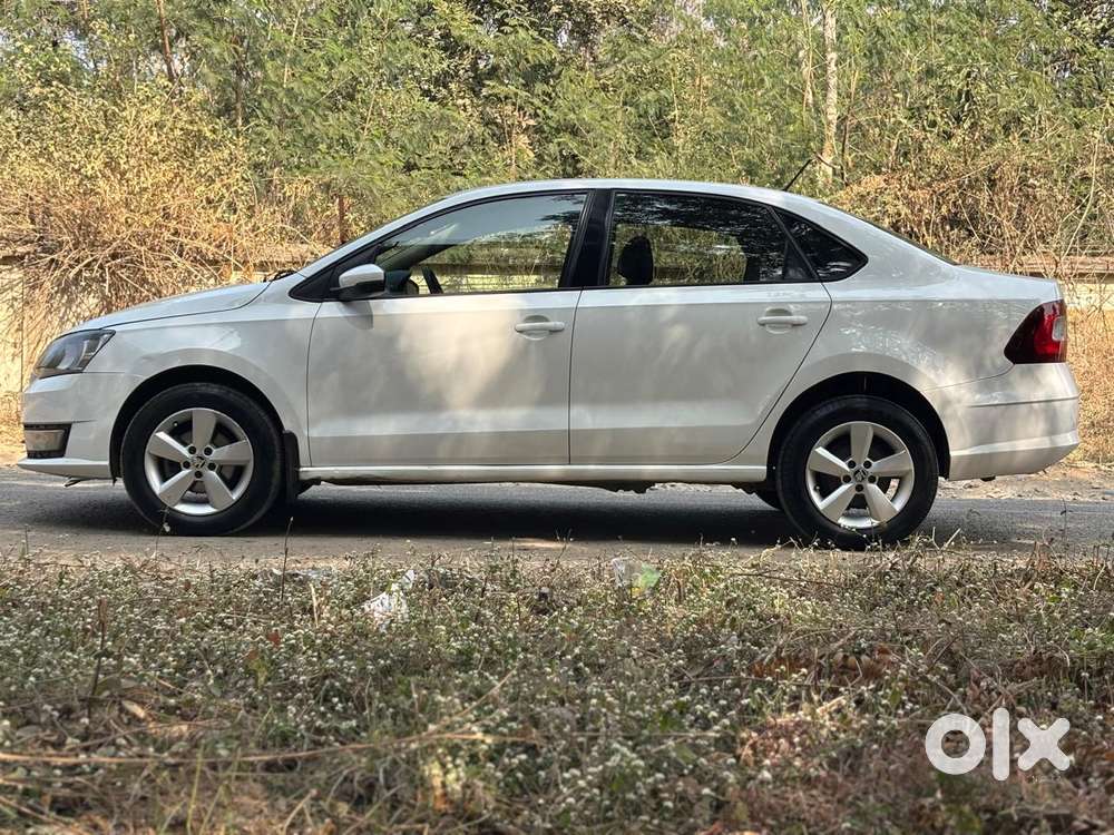 Skoda Rapid Ambition 1.6 Mpfi Manual, 2017, Petrol