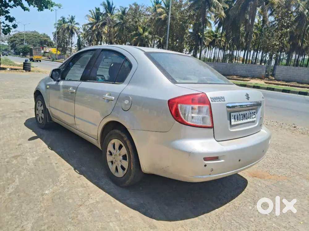 Good Mailage And Pick-up Vehicle