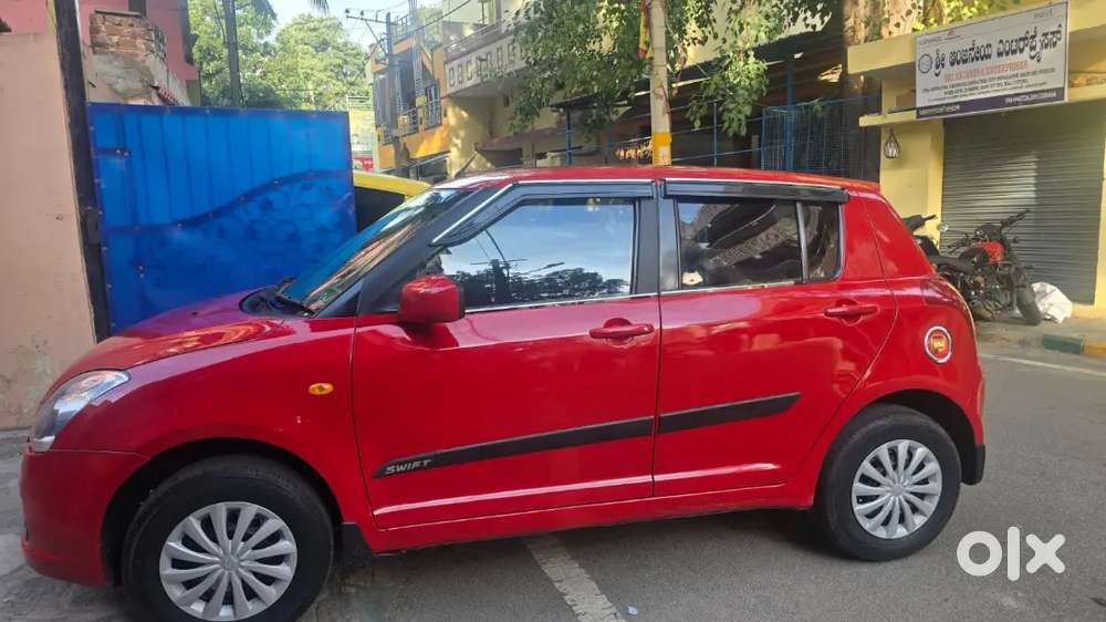 Maruti Swift Vxi