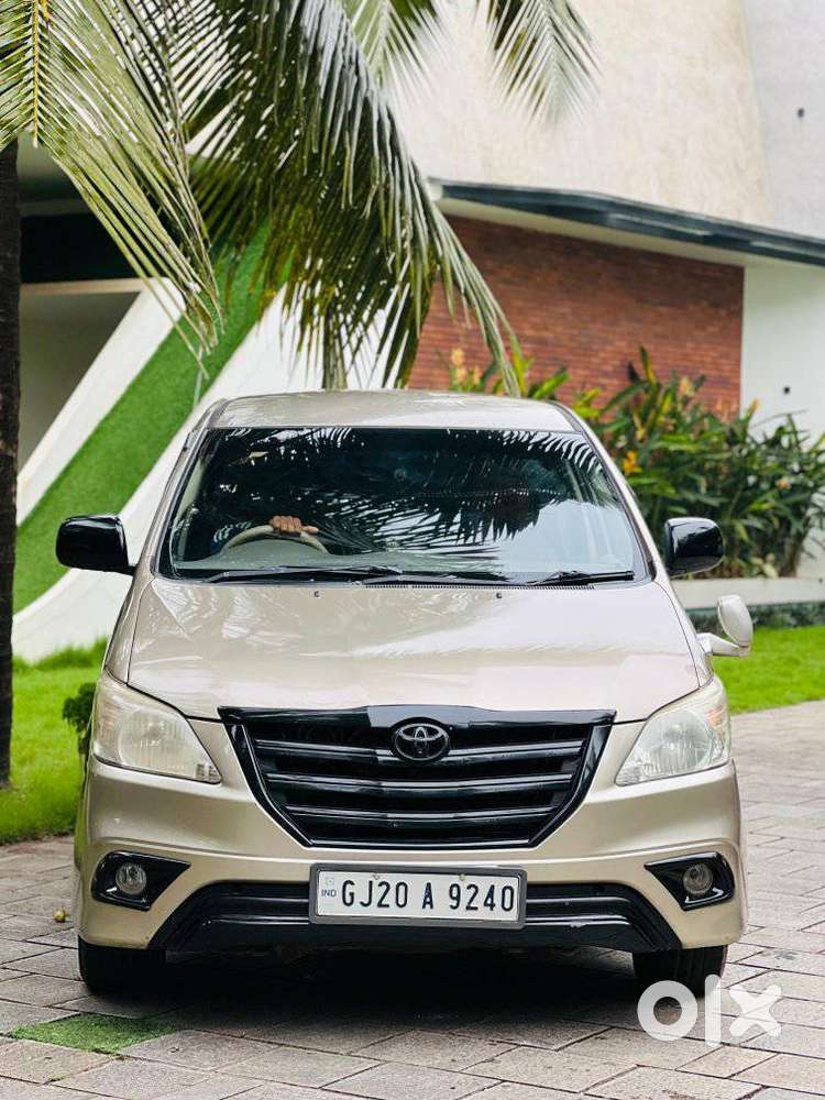 Toyota Innova 2.5 Z Diesel 7 Seater, 2010, Diesel