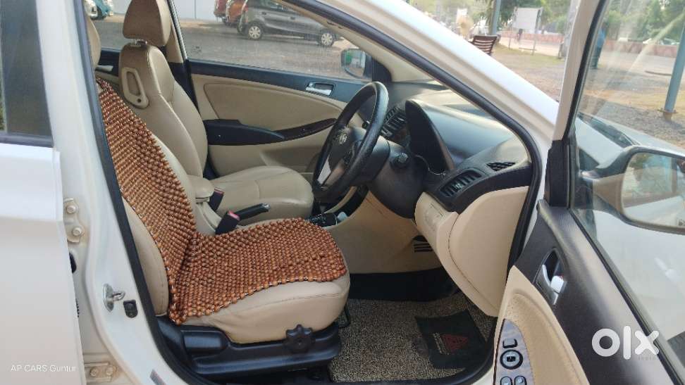 Hyundai Verna [ ] Fluidic 4s 1.6 Crdi Sx (o) At, 2015