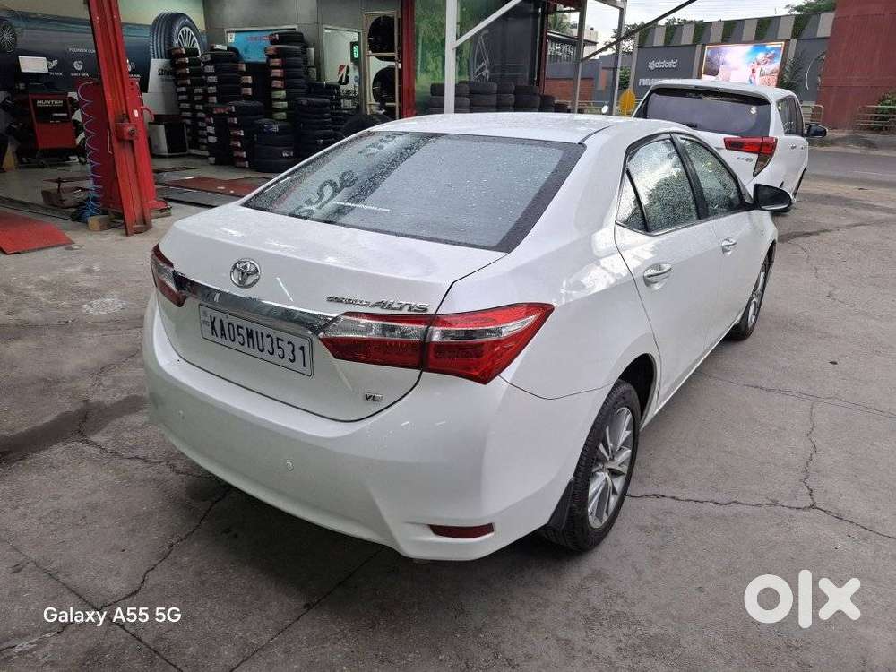Toyota Corolla Altis Vl At, 2016, Petrol