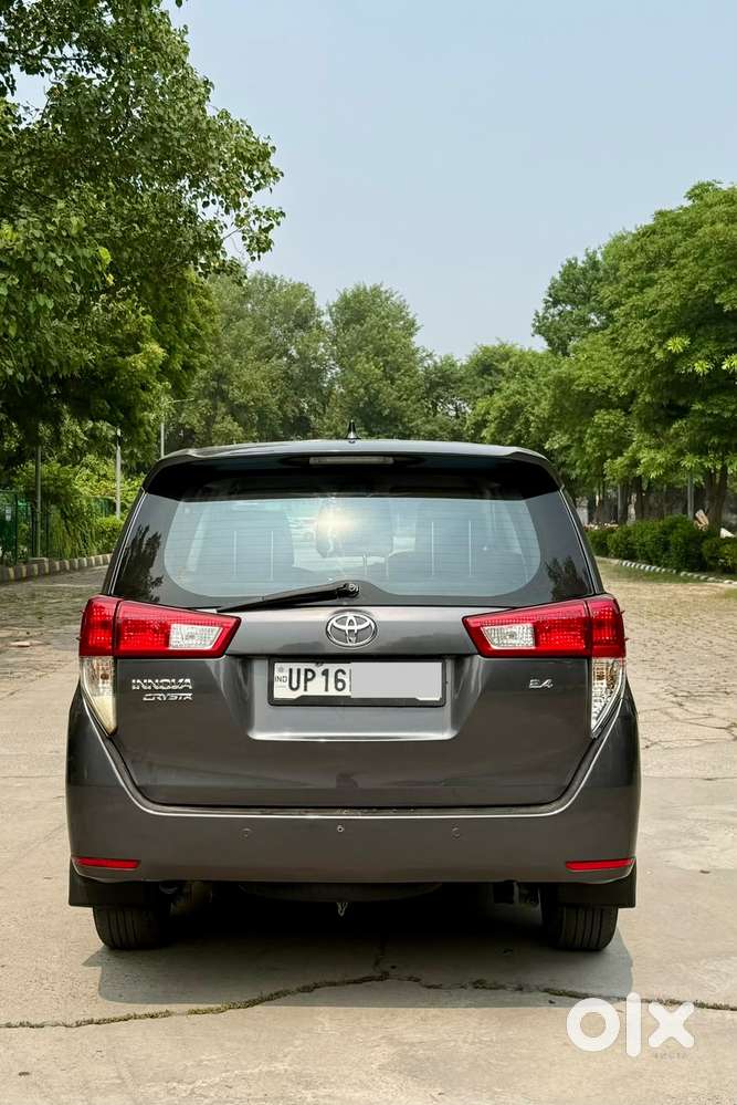 Toyota Innova Crysta 2.4 G Mt, 2017, Diesel