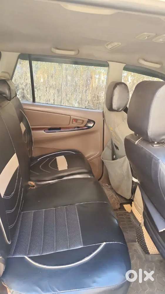 Toyota Innova 2.5 G 2015