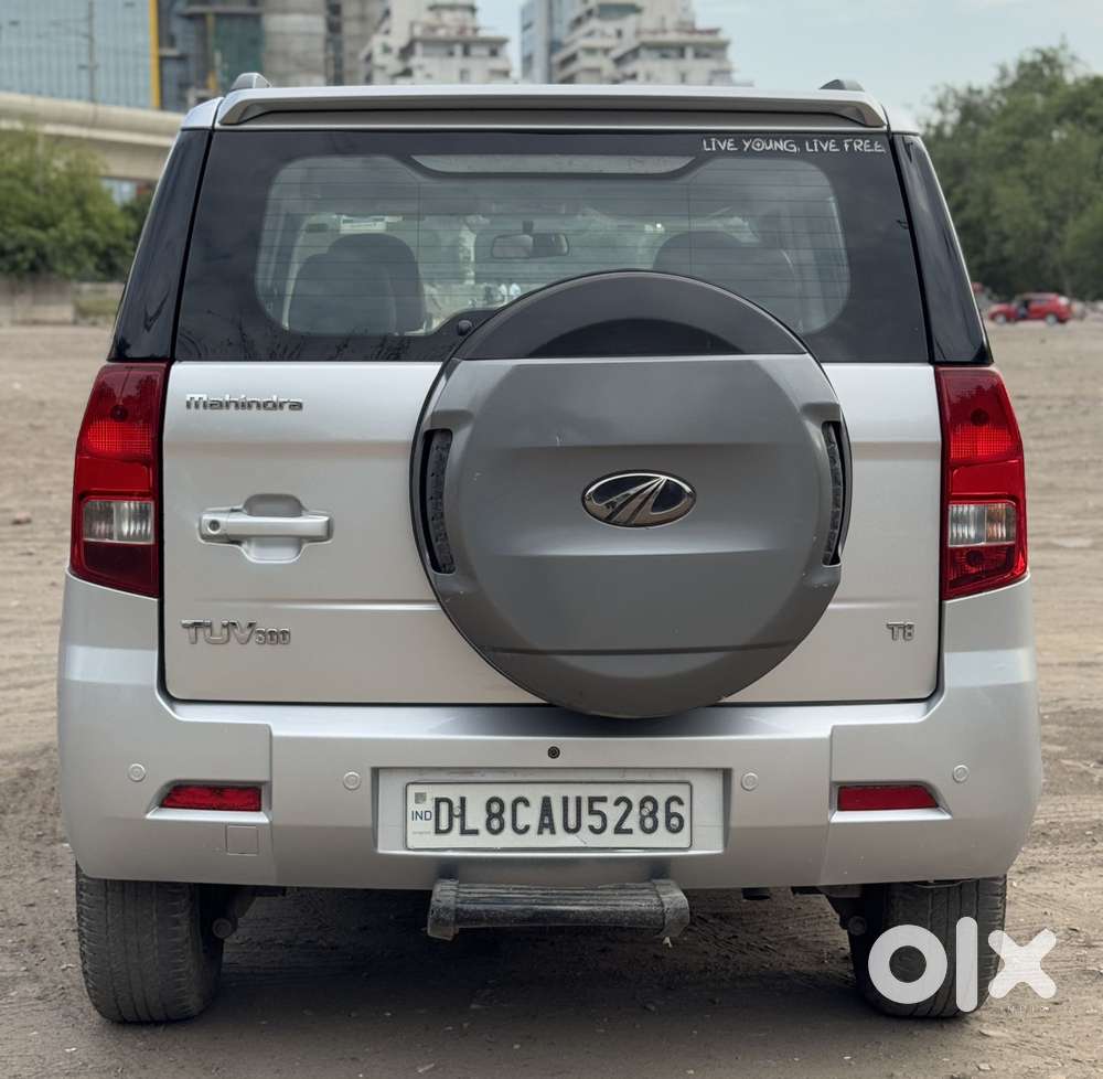 Mahindra Tuv 300 T10 Opt, 2018, Diesel
