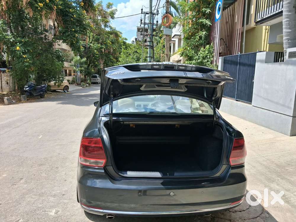 Volkswagen Vento 1.2 Tsi Highline At, 2016, Petrol