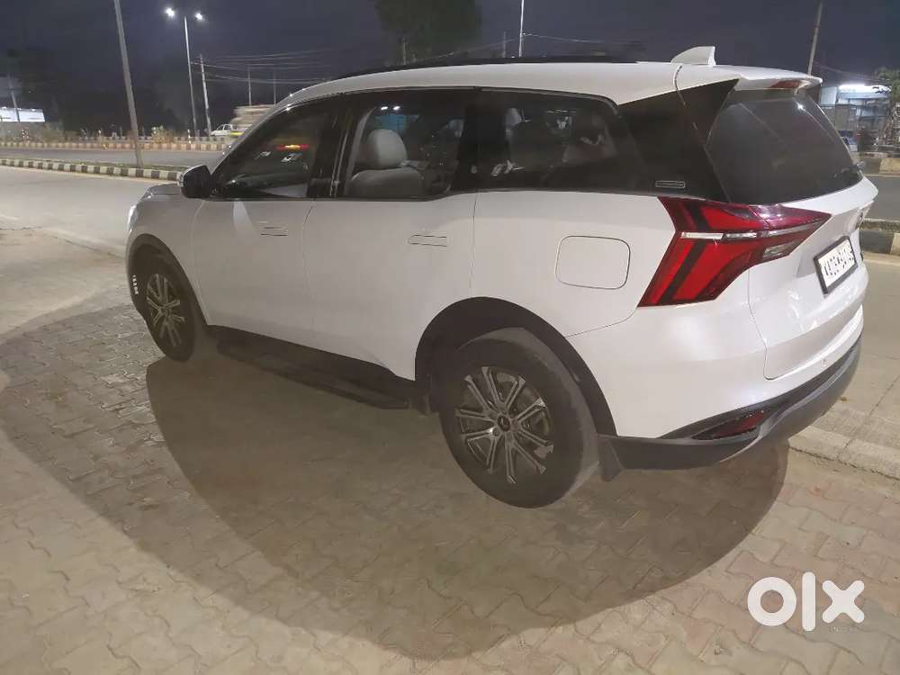Mahindra Xuv700 2024 Diesel 39500 Km Driven