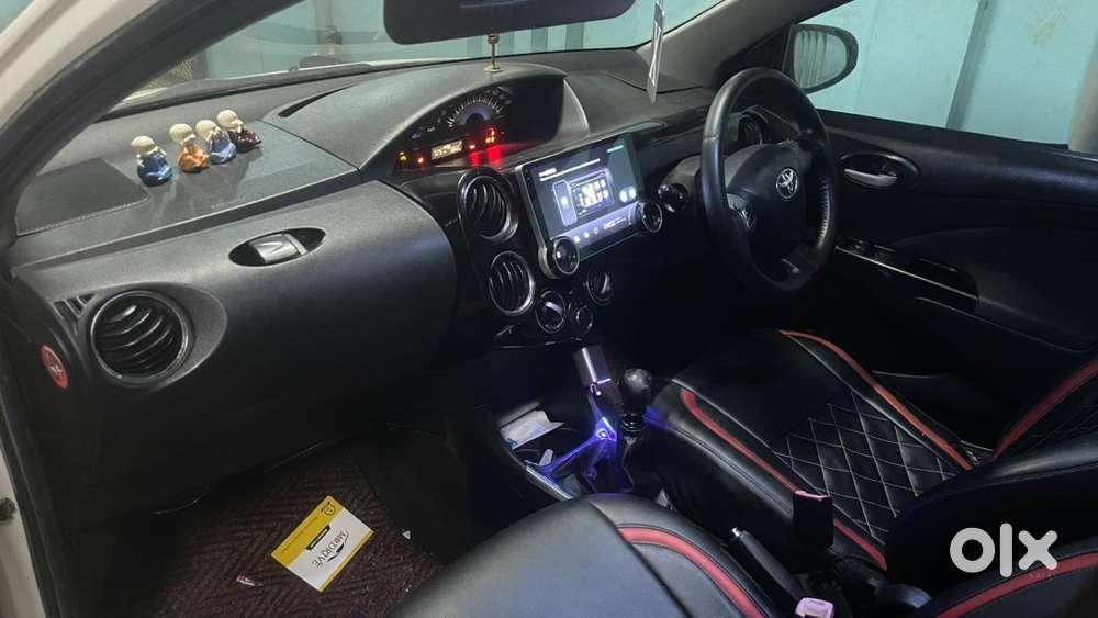 Toyota Etios Cross 2014
