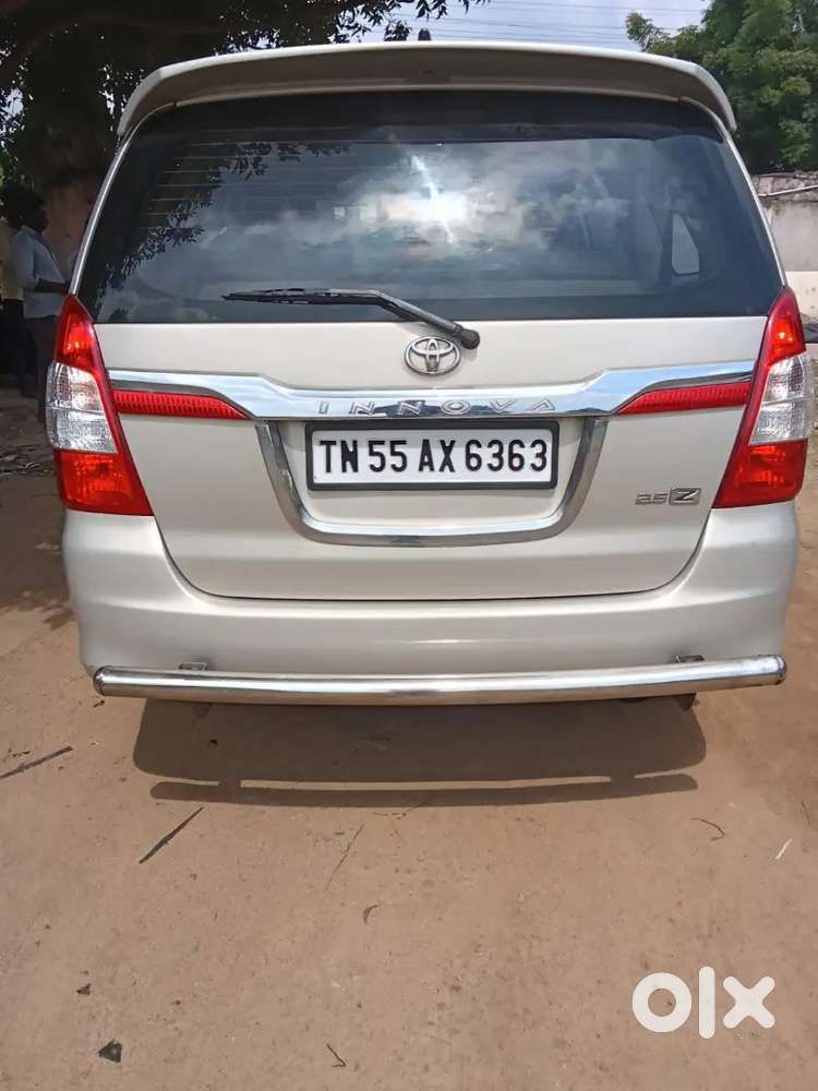 Toyota Innova 2014 Diesel Well Maintained