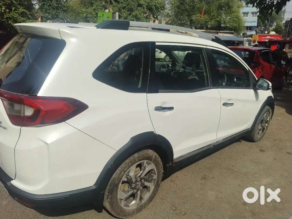 Honda Br-v Diesel Milage 24 Plus 7 Seater Dawn Payment 50000 Only