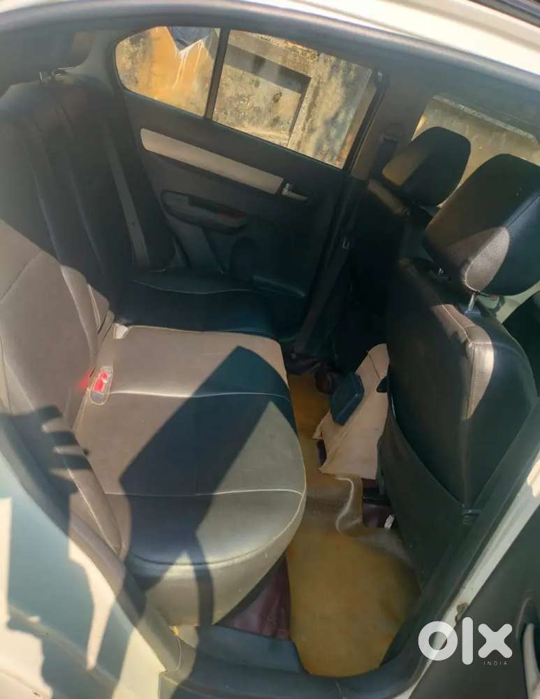 Maruti Suzuki Dzire 2011