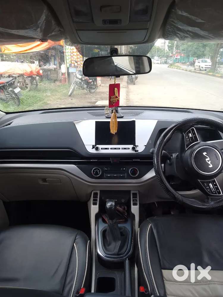 Kia Carens 1.4 Premium 2024