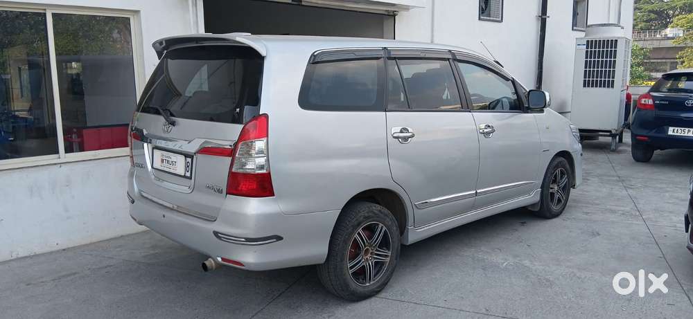 Toyota Innova 2.5 Gx (diesel) 8 Seater Bs Iv, 2013, Diesel