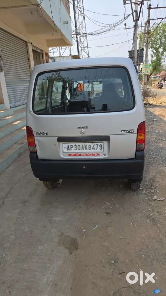 Maruti Suzuki Eeco 2017 Lpg 100000 Km Driven