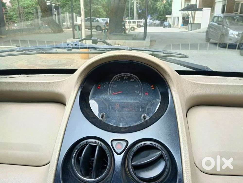 Tata Nano Twist Xt, 2015, Petrol