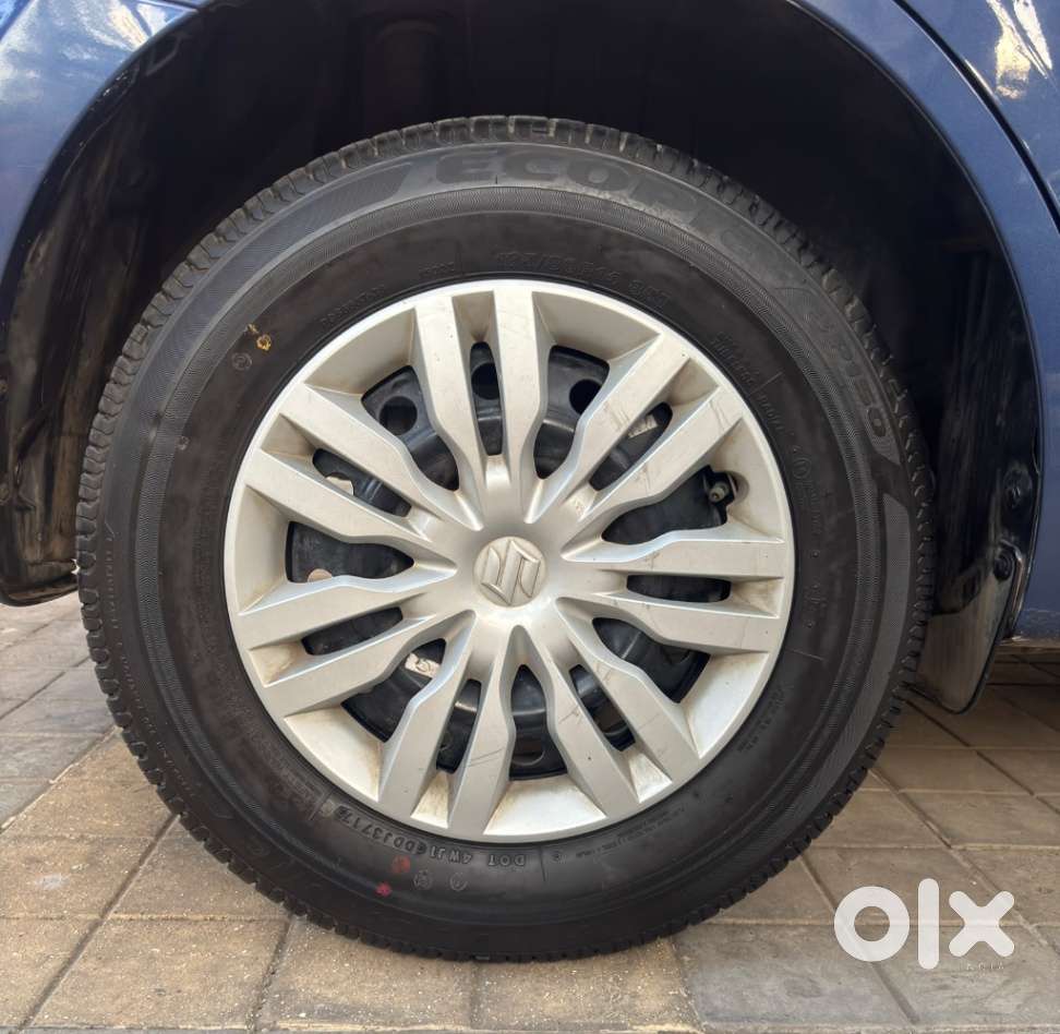 Maruti Suzuki Swift Dzire 1.2 Vxi, 2017, Petrol